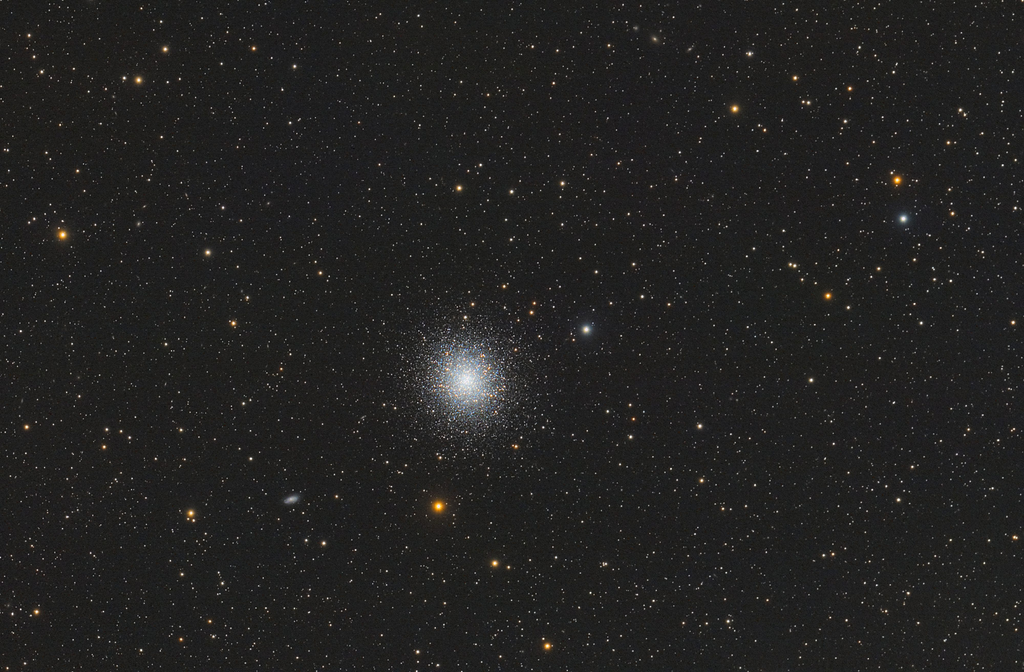 Kugelsternhaufen M13 im Sternbild Herkules